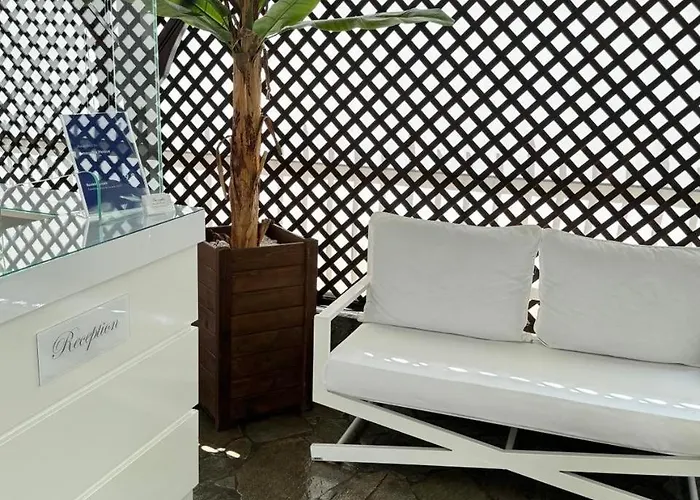 Pensión Amaryllis Luxury Platamonas