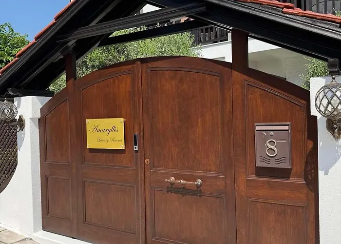 Amaryllis Luxury Pensión 4*