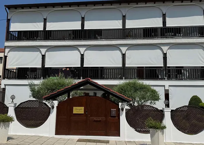 Pensión Amaryllis Luxury