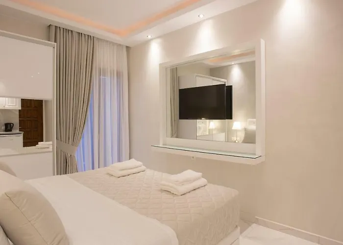 Amaryllis Luxury Pensión 4*